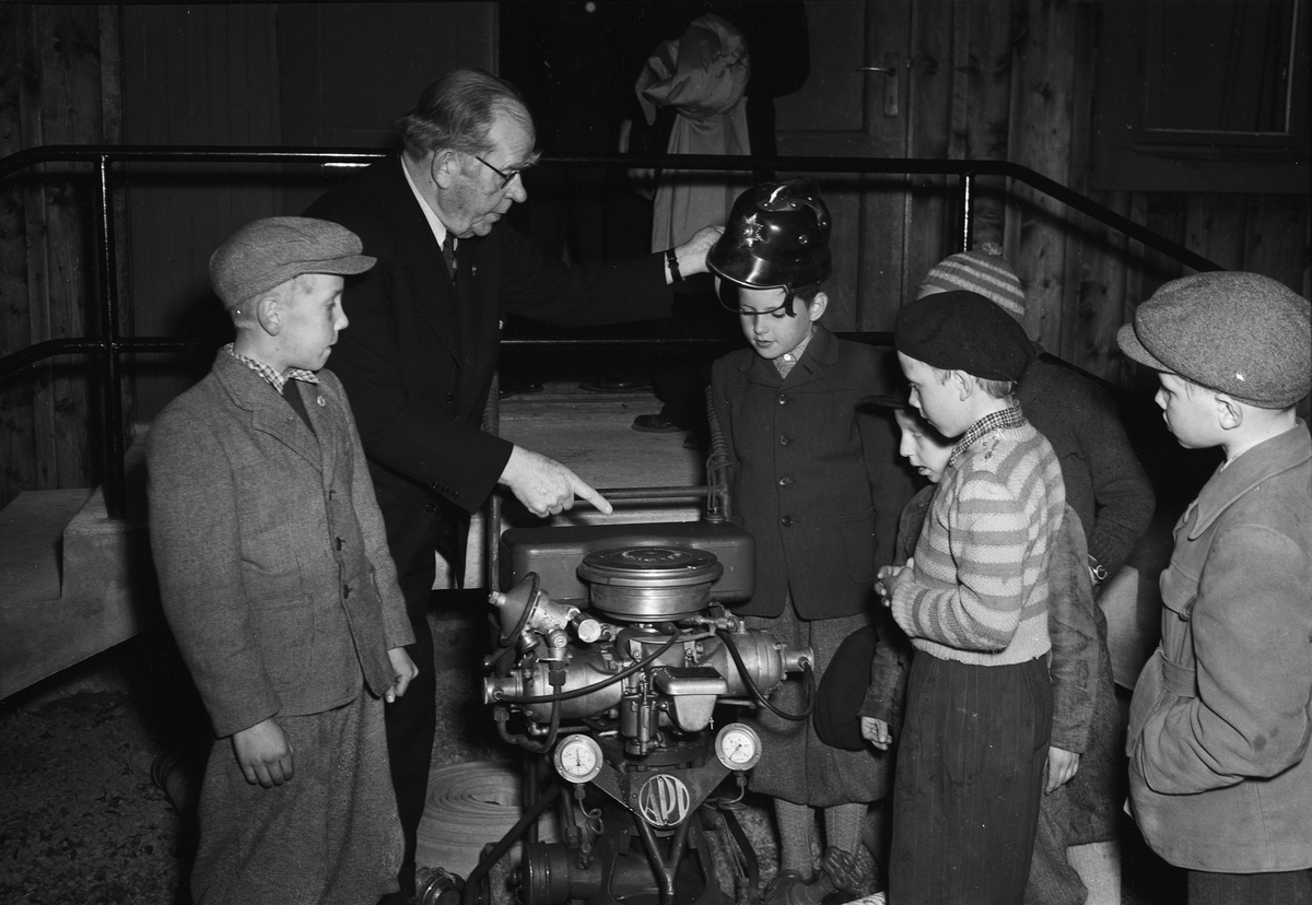 Knivsta brandkår 25 år, Uppland 1951
