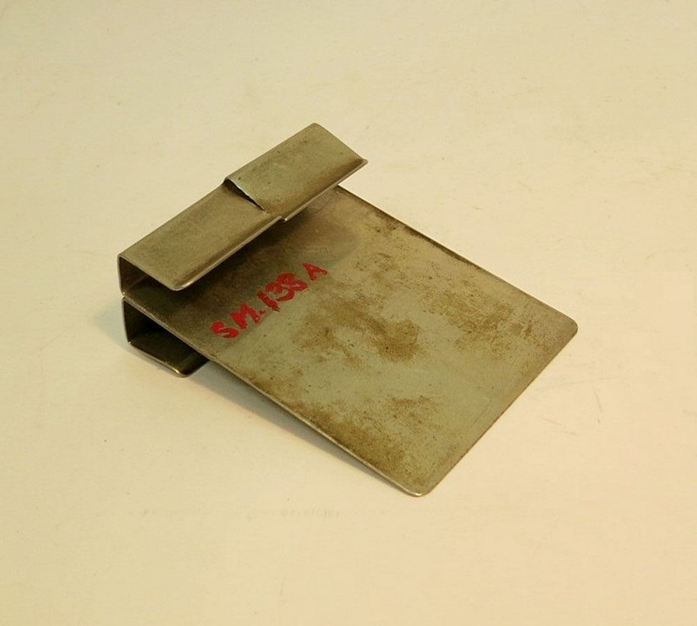 Biljettklämma, nysilver. För 2x2 block. Med dubbla sidor.