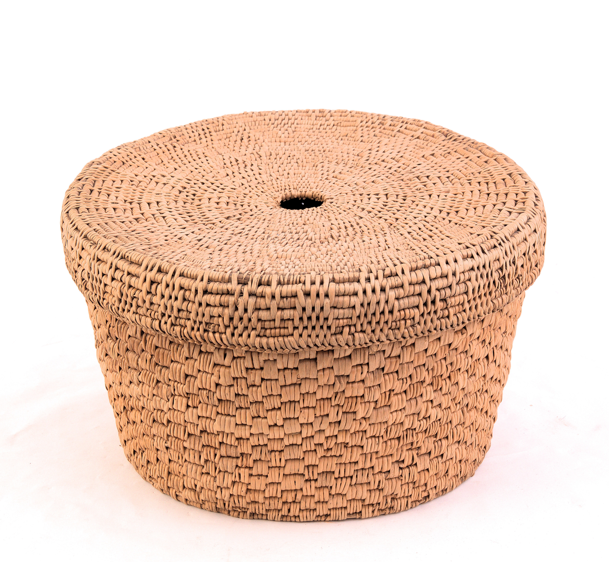 Fletta korg med lok.

