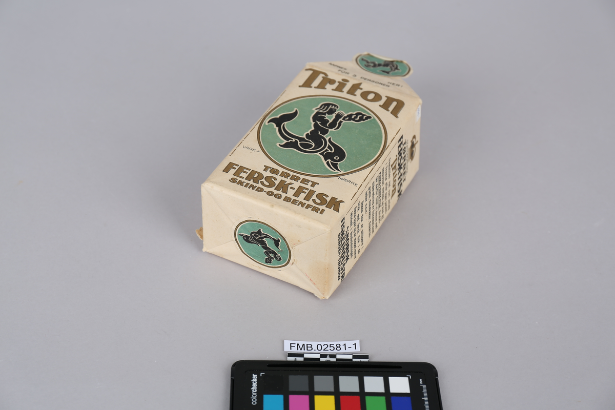 Emballasje papir for Triton TØRRET FERSK-FISK.