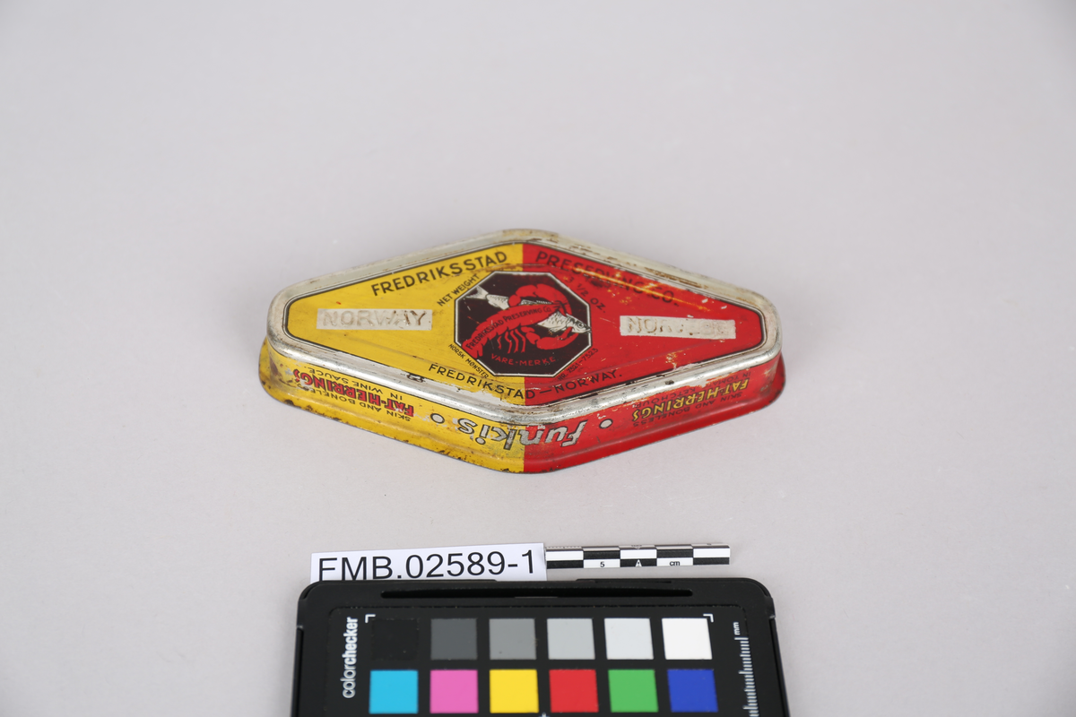 Emballasje av metall, Funkis-sild. Embalasje for sild i to foskjellige sauser.
