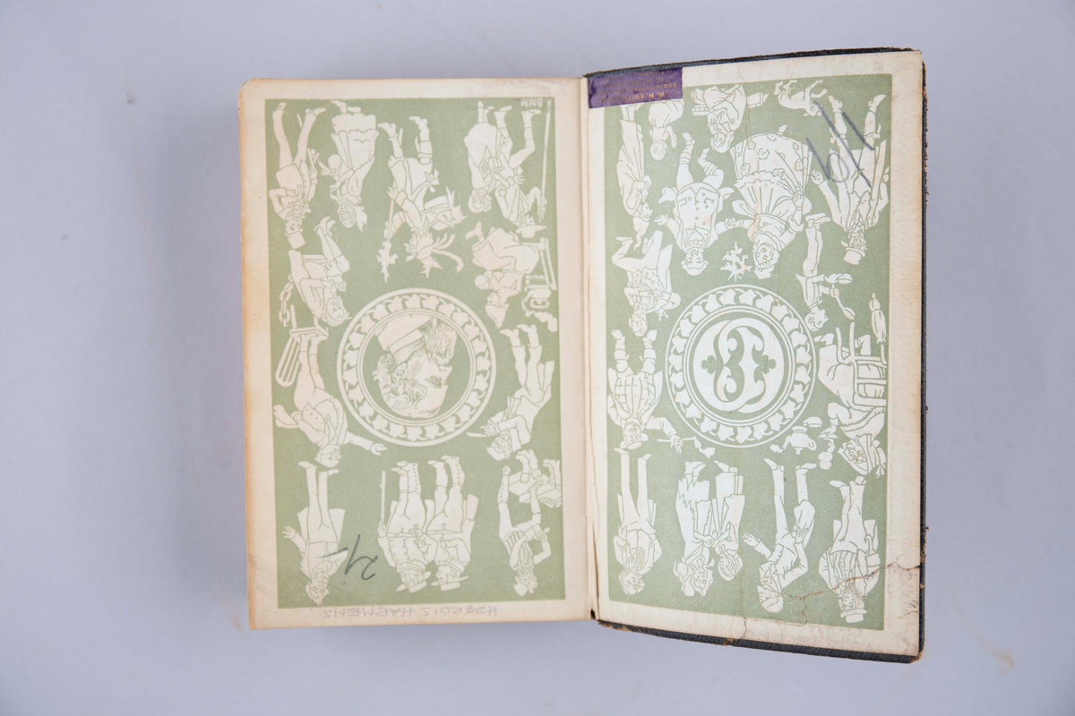 Charles Dickens: Dombey and Son. Innbundet, 1006 sider. Chapman & Hall, London.