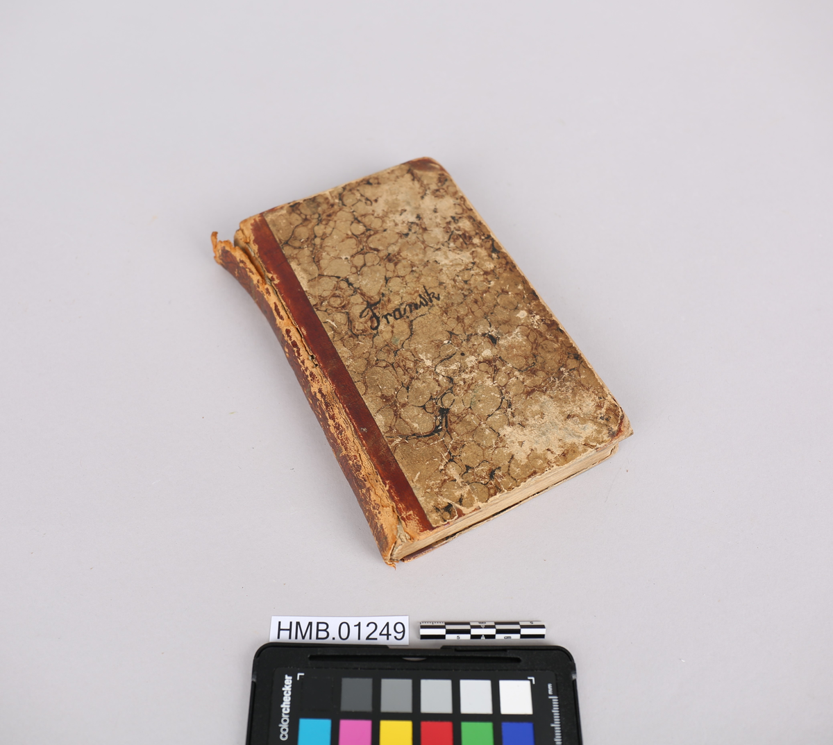 Fransk-dansk og Dansk-fransk Ordbog. Innbundet, 399 sider