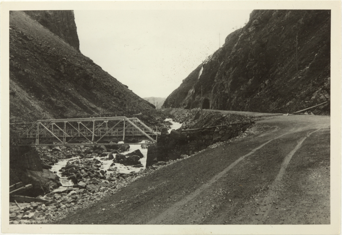 Giljajuvet, Gjesdal. Gilja bru.