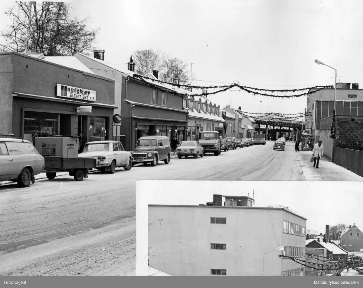 Vinterbilde fra Storgata i Moss mot sør ca. 1975. Til venstre Humlekjær Elektriske AS. Med julegatebelysning.