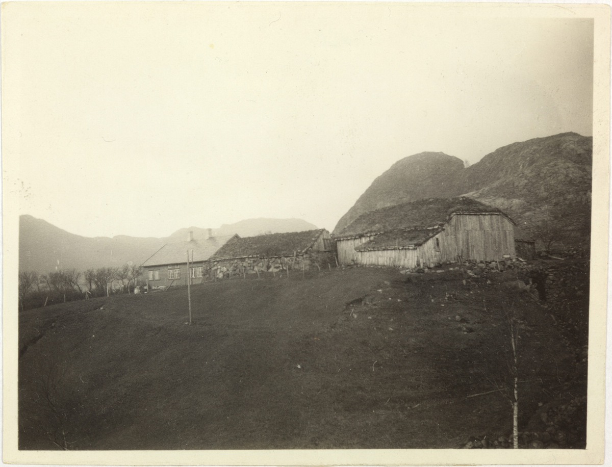 Gjesdal, garden Ravndal ( Eies av Knut A. Ravndal i dag [uvisst kva årstal denne informasjonen er skriven inn])