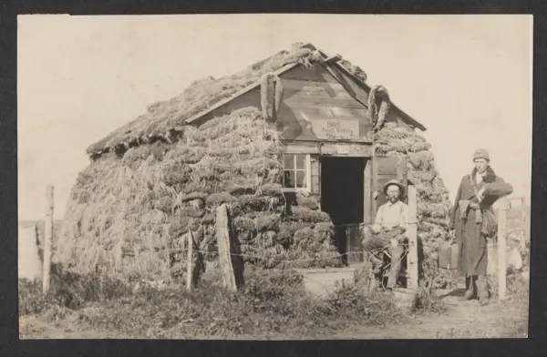 Chr. Akres Torvhus,
Stevens County, Minn.
Hotell "Knapp Næri