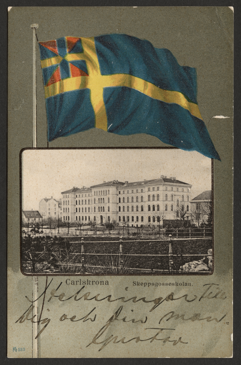 Vykort av skeppsgosseskolan i Karlskrona.