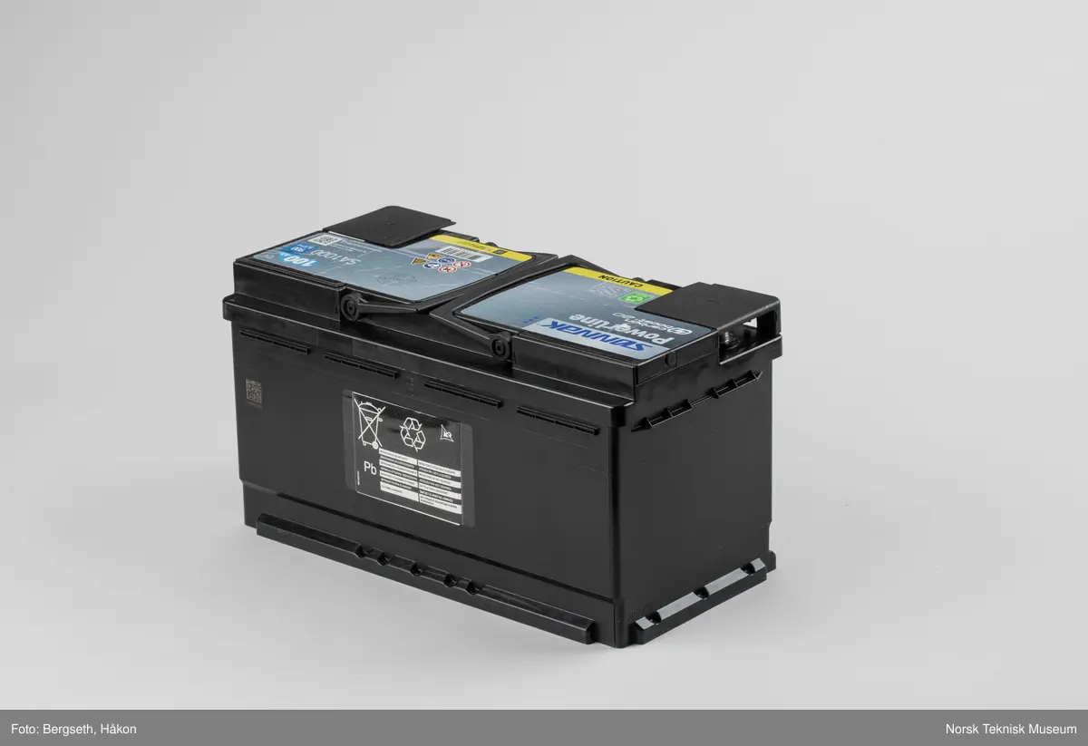 SPENNING (V) 12
KAPASITET (Ah) 100
KALDSTARTSTRØM A (EN) 900