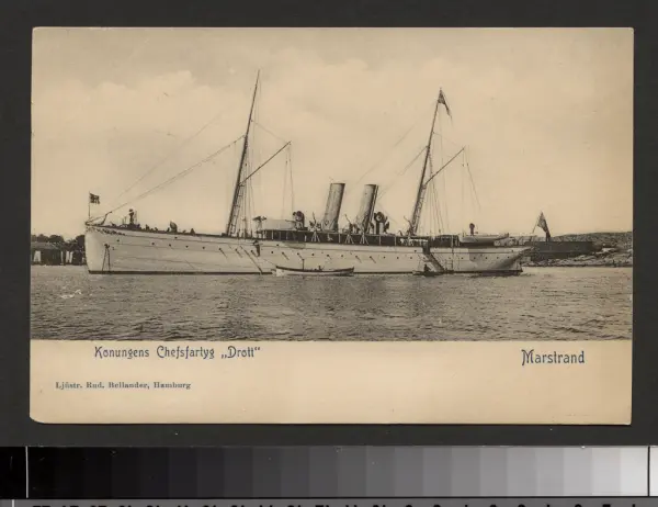 Vykort på konungens chefsfartyg Drott i Marstrand