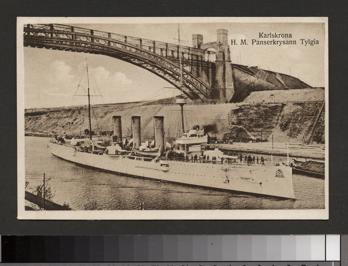 Vykort på H M pansarkryssaren Fylgia i Kielkanalen.