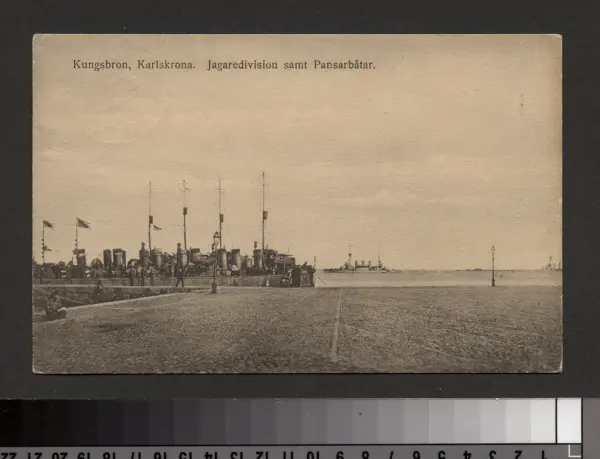 Kungsbron, Karlskrona. Jagaredivision samt Pansarbåtar.