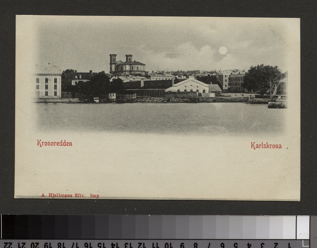 Vy över Karlskrona sedd från Kronoredden.