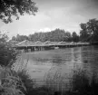 Bron över Motala ström vid Kungs Norrby. Dokumenterad av Östergötlands museum 1945.