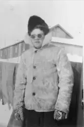 Hartvik Bjørvik fra Alvestad på Grytøy, iført skinnjakke og 