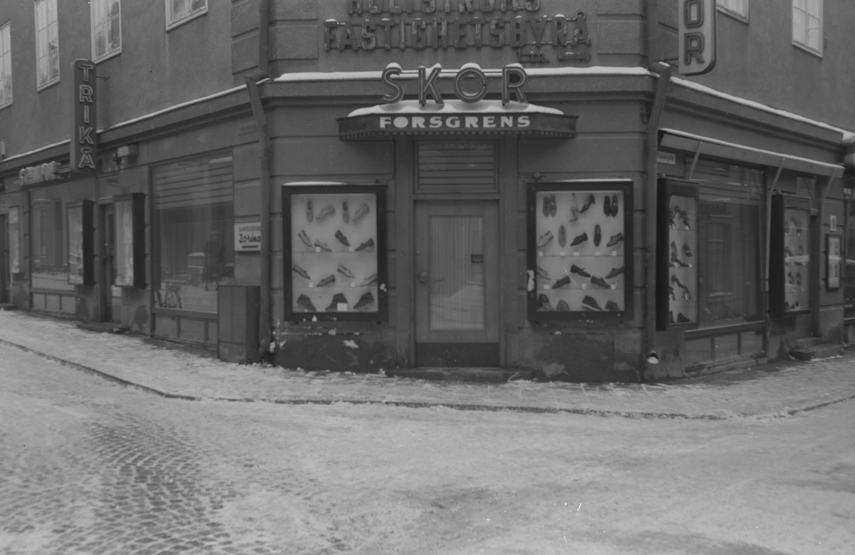 Bilden är tagen 1958-02-14 av Ateljé Eggeborn.