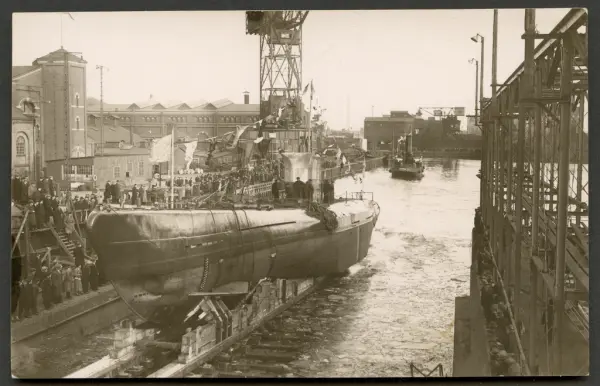 Ub. Delfinens sjösättning.