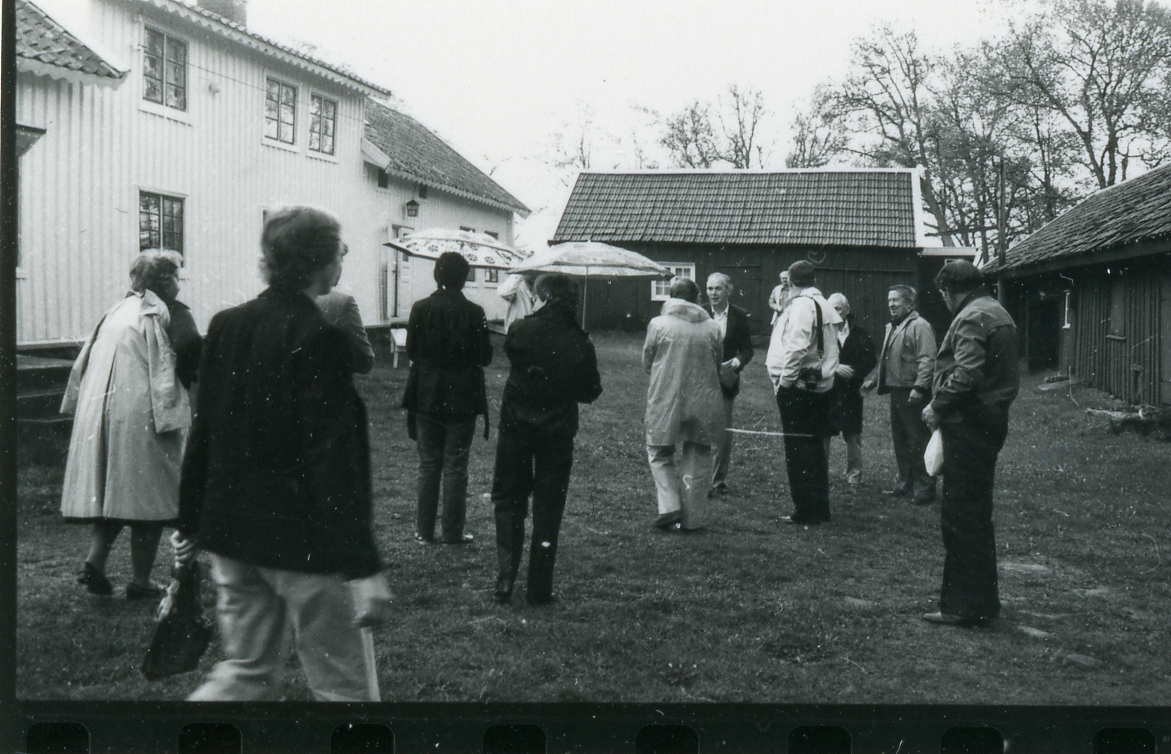 K-enheten: Stiftelsen Hallands länsmuseer Halmstad och Varberg. Personalutflykt till Nordhalland den 13 maj 1981.
Foto 1-16., 22-29 Personalutflykt till Nordhalland den 13 maj 1981. 
Foto 17-18 K-enheten: Christina Tullgren.
Foto 19-20: Industri...
Foto 21 K-enheten.