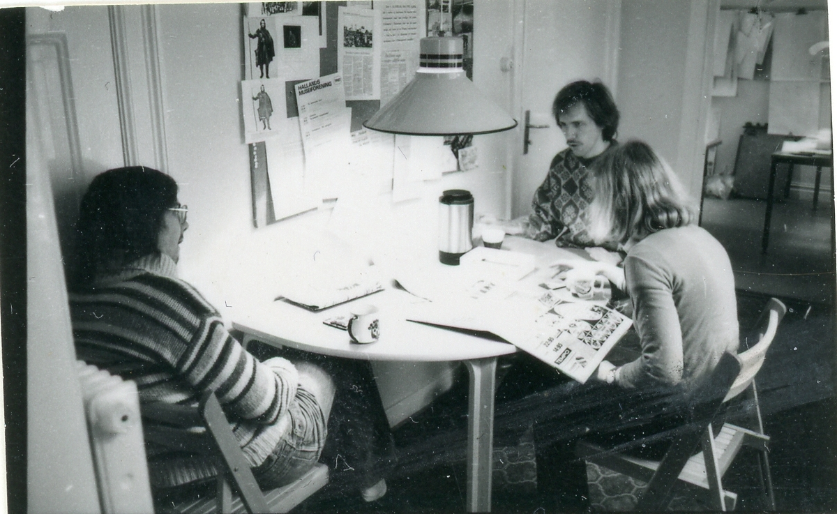 K-enheten: Stiftelsen Hallands länsmuseer Halmstad och Varberg. Personalutflykt till Nordhalland den 13 maj 1981.
Foto 1-16., 22-29 Personalutflykt till Nordhalland den 13 maj 1981. 
Foto 17-18 K-enheten: Christina Tullgren.
Foto 19-20: Industri...
Foto 21 K-enheten.