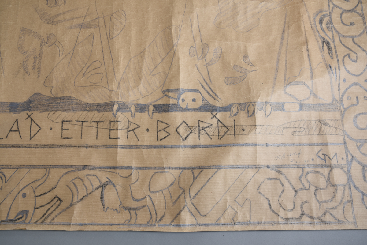 Motiv frå visa om Aasmund Frædegjeva
Hovudmotiv: duk med flekkar. To ljosestakar med detaljar med to kvite ljos i kvar stake med blafrande flamme. Ormar dansar på bordet. To stolryggar mot bakgrunn. Høgrygga stol med flekk ved enden av bordet. Orm henger over setet. Mellom duk og bord kjem det fram eit tryne med tre klør på kvar side. 
Sidemotiv: til høgre, loddrett bord med tre åmefigurer. På motsatt side av hovudmotivet, ein breidare loddrett bord med fleire figurar, mellom anna ein samankrølla åme. Heilt til venstre er det ein loddett bord. Att med den er det ein dør med jarn. Svart tekst over. 
Oppe: bord med slyng, svart tekst. 
Nede: Svart tekst på golv. Smal vannrett bord. Nederst ein vannrett bord med dyr og stenglar på sopp. Kant rundt heile teppet, smalast på kortendane.