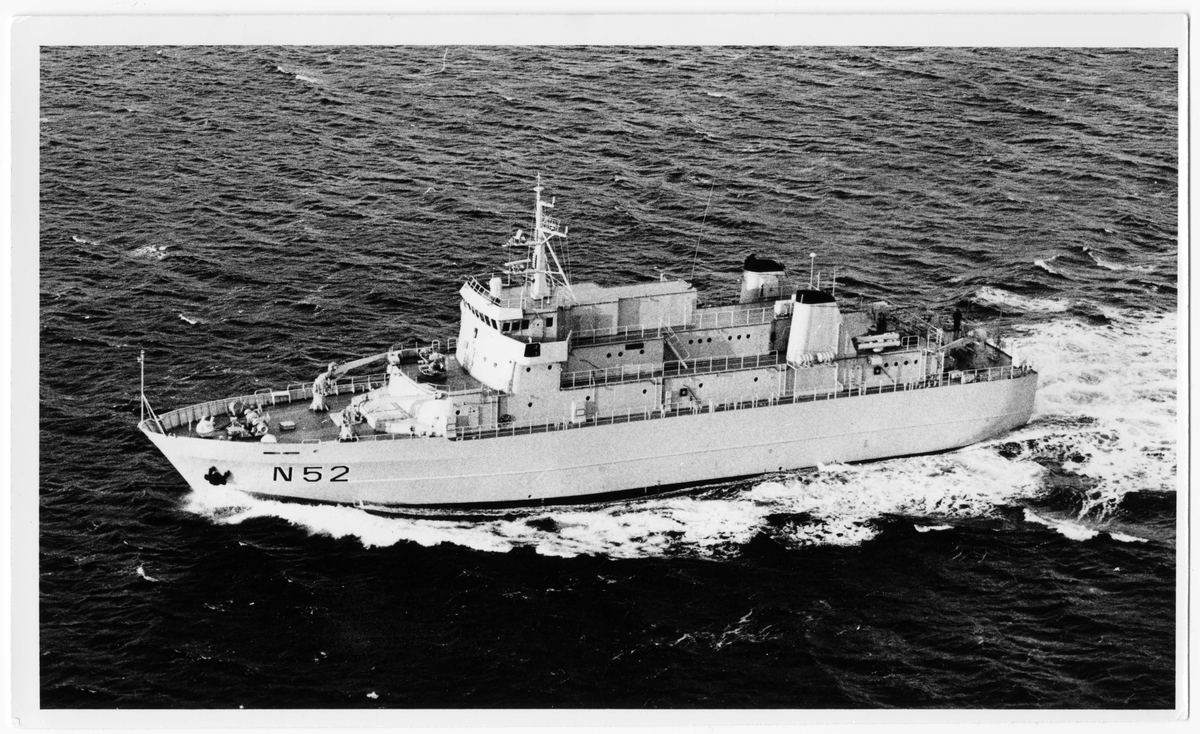 KNM VIDAR (bygget i 1977).