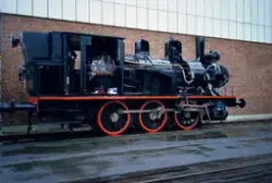 Damplokomotiv 23b 442 utenfor Norsk Teknisk Museum på Kjelsås