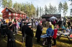 Besøk av HM Kong Harald 5 ved Drangedal Bygdetun 27 oktober 2015.