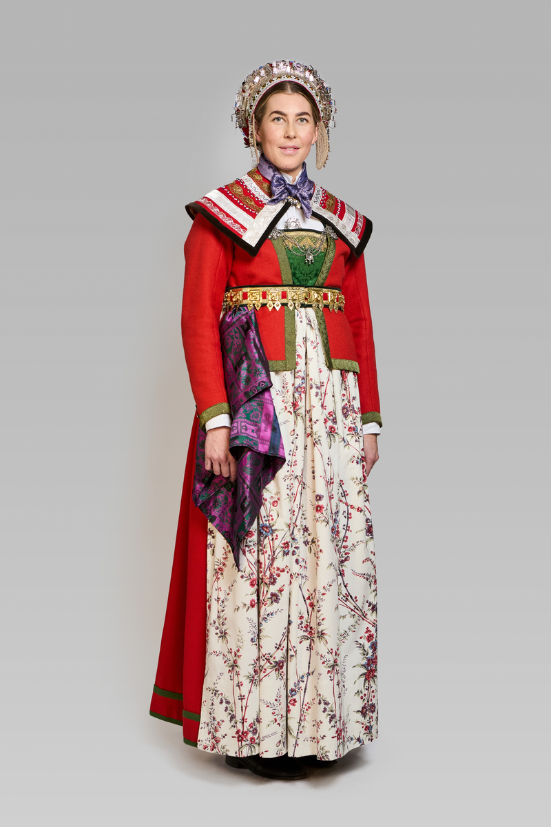 Bruredrakt for Øvre Valdres, 1810-1830.