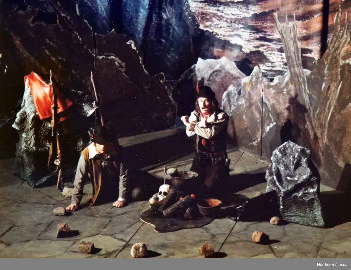 Foto fra en operaforestilling. Bildet kan muligens være fra operaforestillingen "Jegerbruden" i 1976.