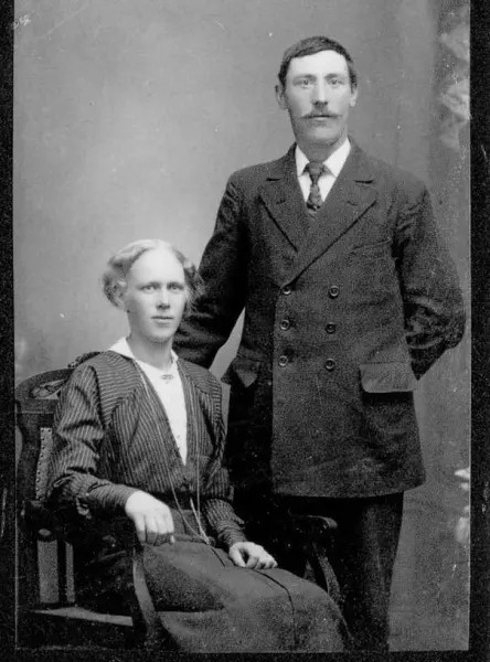 Unika brevet skildrar Kålleredsbröllop år 1916