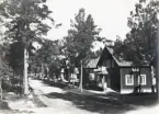 Repetitionsövningarna vid I11 i Växjö, hösten 1921.
De nybyggda underofficersvillorna.