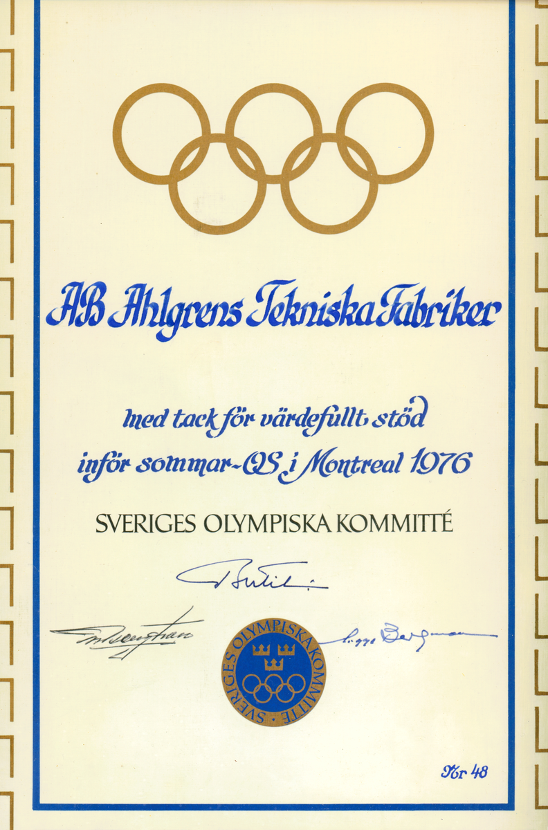 Diplom, inramat och glasat, tillägnat F. Ahlgrens Tekniska Fabrik från Sveriges Olympiska Kommitté, som tack för Ahlgrens stöd till den svenska OS-truppen (sponsring). Samlingen består av sju exemplar med följande dateringar:
1) OS Munchen 1972. 
2) OS Sapporo 1972. 
3) OS Montreal 1976. 
4) OS Los Angeless 1984. 
5) OS Sarajevo 1984. 
6) OS Seoul 1988. 
7) OS Calgary 1988.
Sammanställd och arkiverad av givaren.