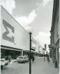 Västerås, Centrum, kv. Kettil.
Köpmangatan från norr, c:a 1966-1969.
