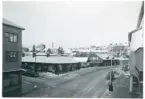 Västerås, Centrum, kv. Kol.
Hörnet Kopparbergsvägen/Snickargatan. C:a 1950-1955.