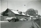 Västerås, Centrum, kv. Kol.
Kopparbergsvägen mot söder från korsningen Smedjegatan. 1950-talet.