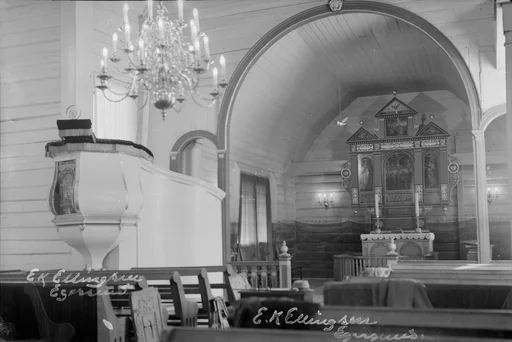 Bilde fra Egersund kirke i forbindelse med restaureringen