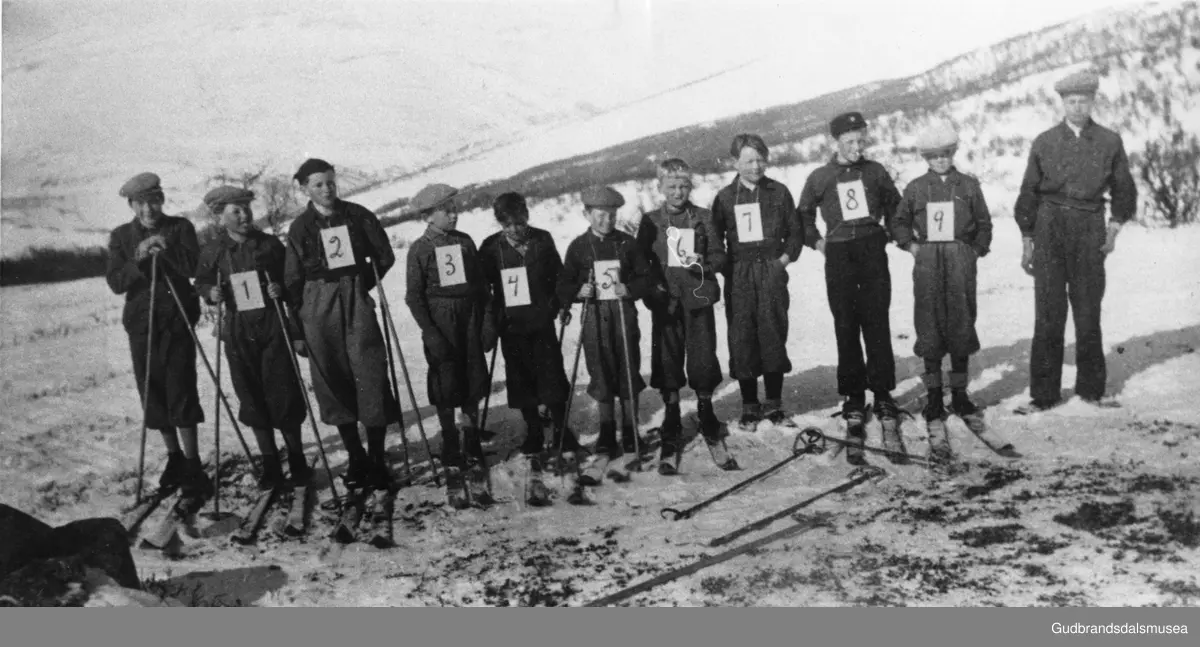 Vågå
Skirenn rundt øvre Rinhovda.
Fotosamling etter Kjell Andersen, Vågå.  
 






































































































Fotosamlinga etter Kjell Andersen, Vågå