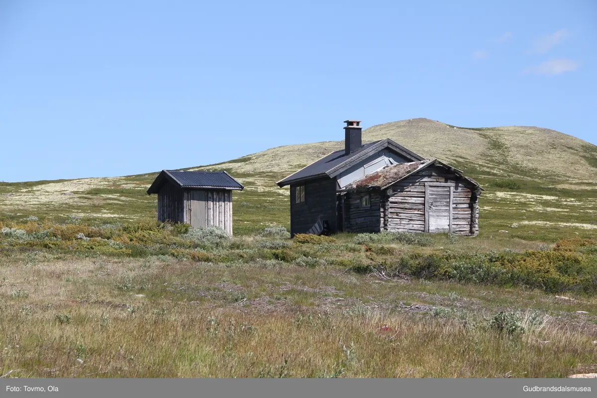 Måsåhus til Engen på Dovre. Måsåhuset står ved vestre enden av Einsethøe i Dovre.
