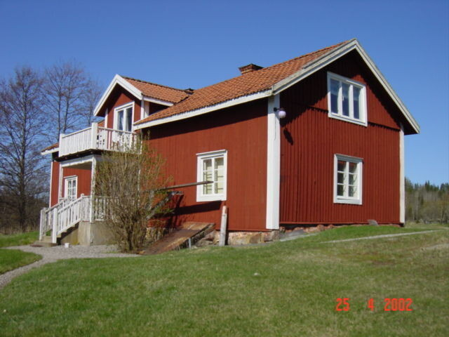 Näs, tidigare arrendegård under Vidbynäs


Bilderna är från 2002 och del av ett bevarandeprogram som Turinge Taxinge Hembygdsförening gjorde på uppdrag från Nykvarns kommun