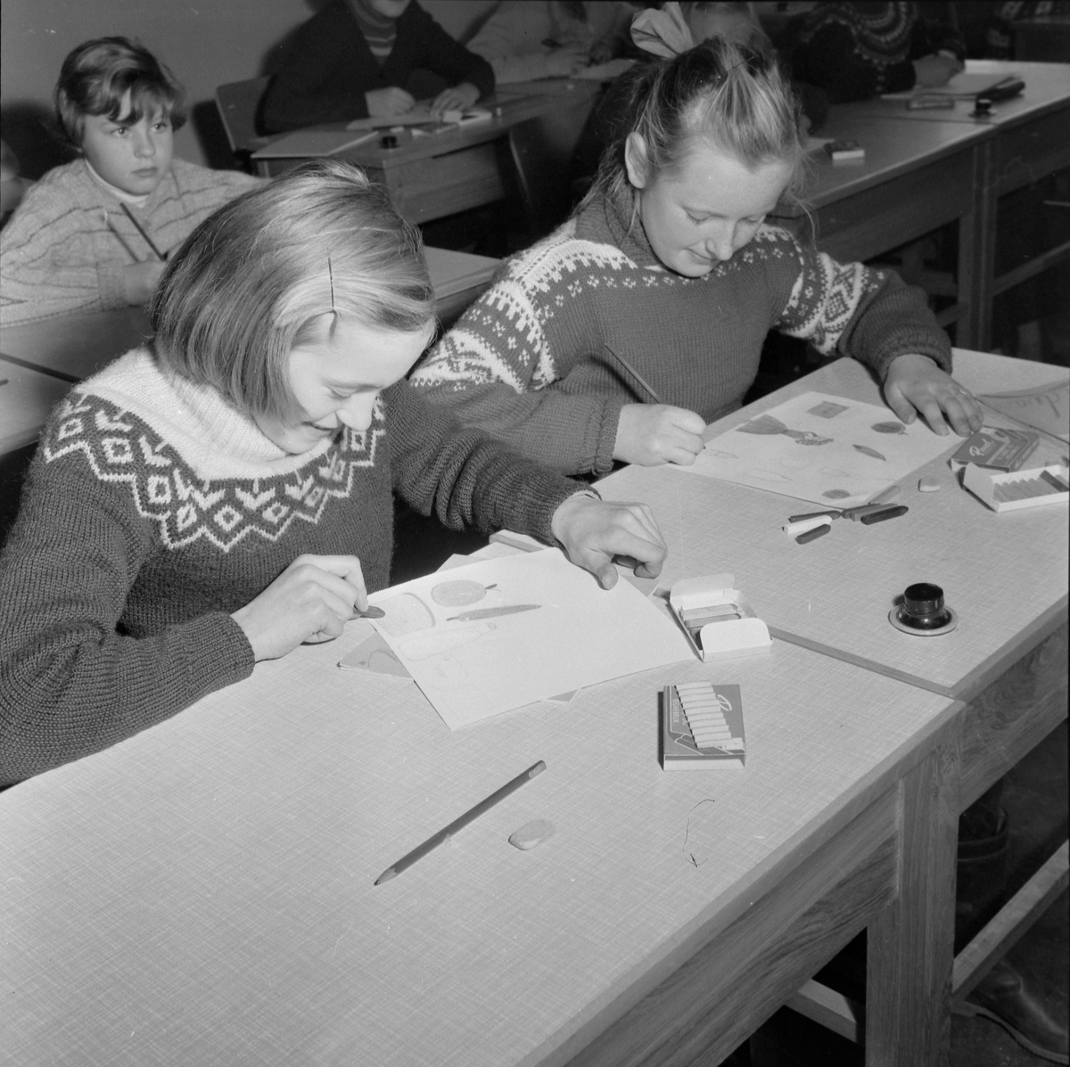 Elever fra 5. klasse Bispehaugen skole deltar i tegnekonkurranse