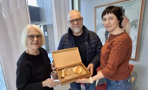 Møteklubbe fra Elverum til Namibias første kvinnelige president