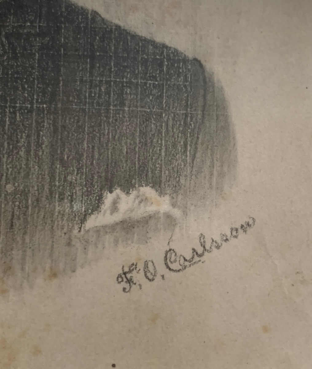 Porträtt i blyerts utförd av Frans Oscar Carlsson föreställande hans fru Albertina Carlsson. Okänt årtal.
Smal mörkbrun träram.
