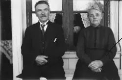 eksteriør, hus, portrett, mann, kvinne