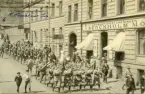 Svea ingenjörkår, Ing 1. Högvakt ur Ing 1 på väg till Kungl Slottet år 1920. Främst fr v: Bäckström, Rydberg, Brandes, Enestam, Ringdahl.