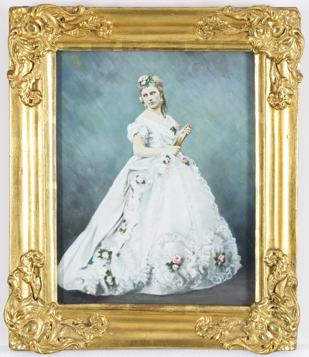Rollporträtt av Christina Nilsson som "Violetta" i "La Traviata".