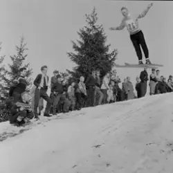 Skirenn-hopp. «Sangerbakken» Lille-Ask i Gjerdrum.