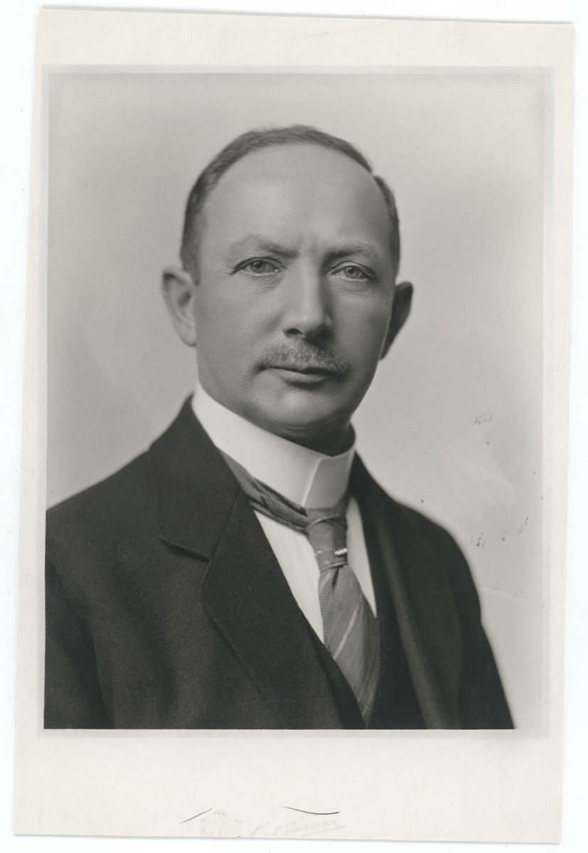 Porträtt på Hugo Andersson