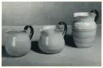 Kannor från Bo Fajans, formgivare Eva Jancke-Björk, 1900-talets mitt.