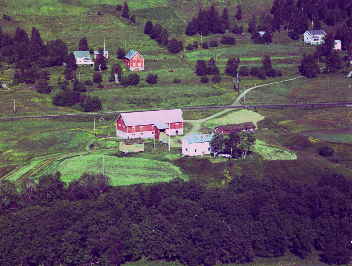 Flyfoto over Sørreisa kommune.