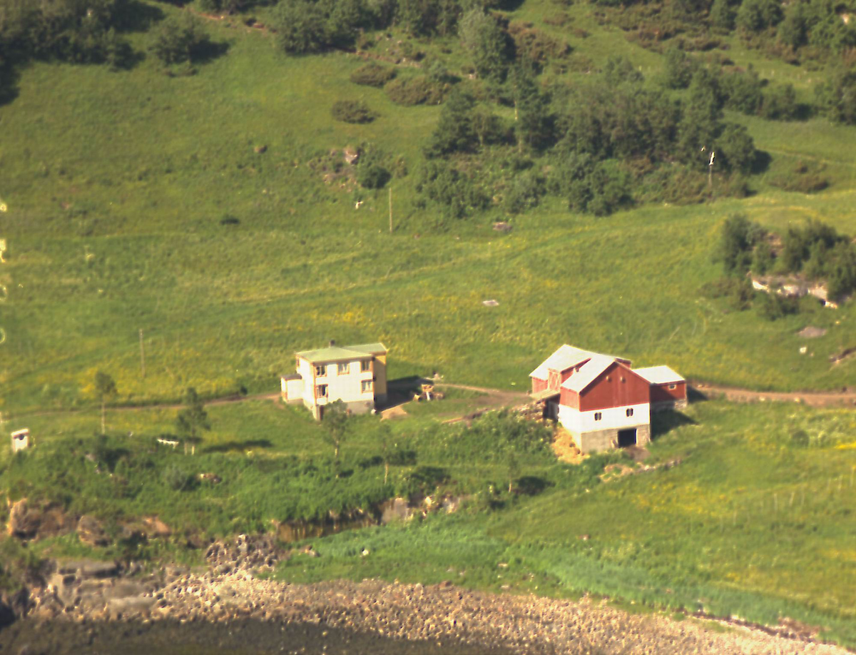 Flyfoto over Sørreisa kommune.